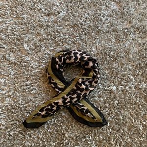 H&M lightweight small scraf